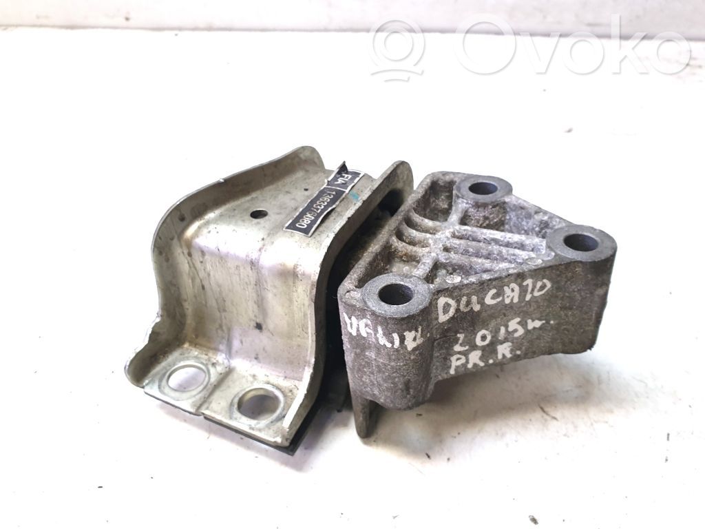 Fiat Ducato Engine mount bracket 