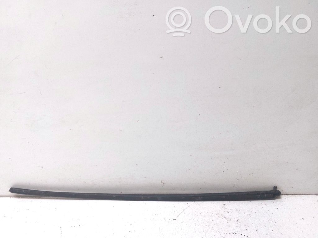 Audi A4 S4 B7 8E 8H Windshield trim 