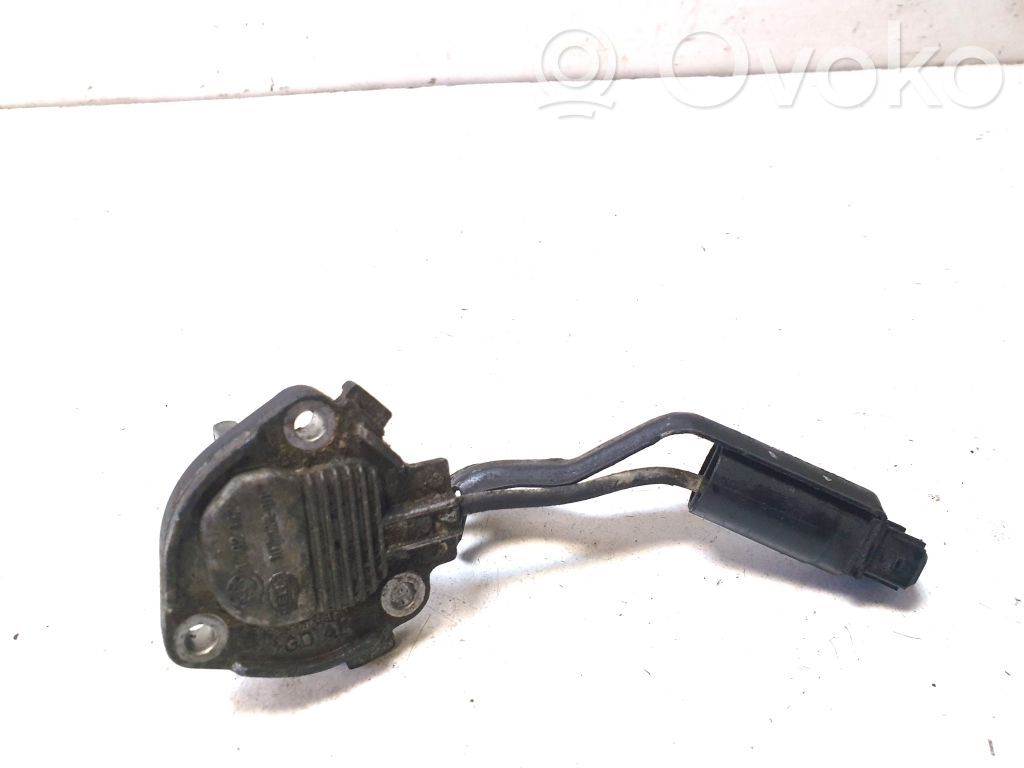 BMW 5 E34 Oil level sensor 