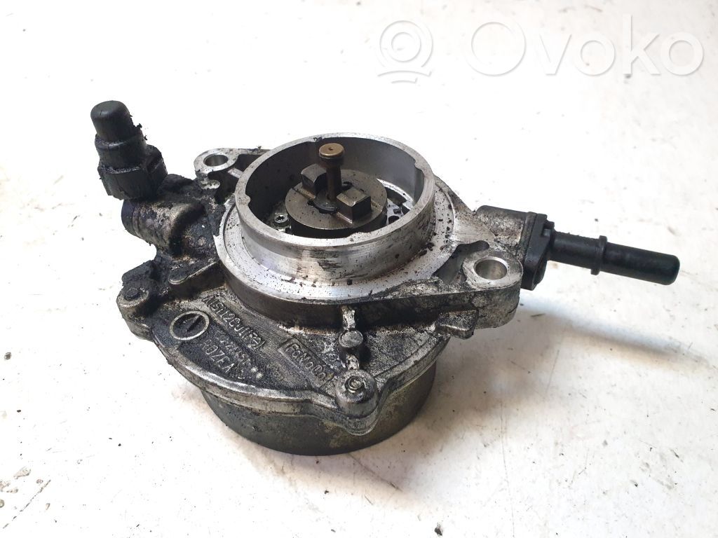 Vacuum pump   BK3Q2A451