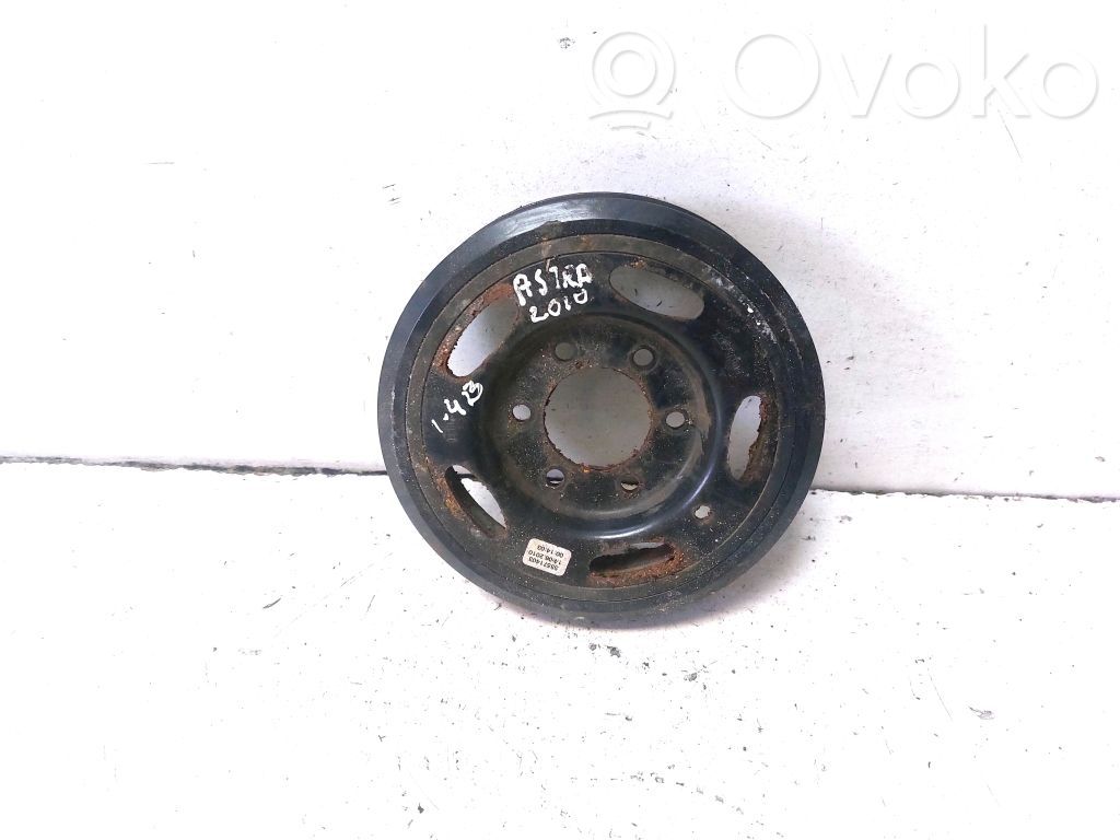 Opel Astra J Koło pasowe wału korbowego 
