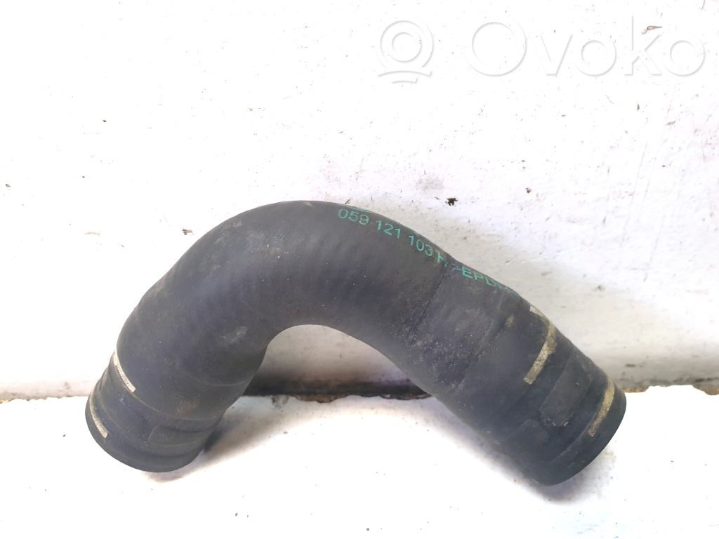 Audi A8 S8 D4 4H Air intake hose/pipe 