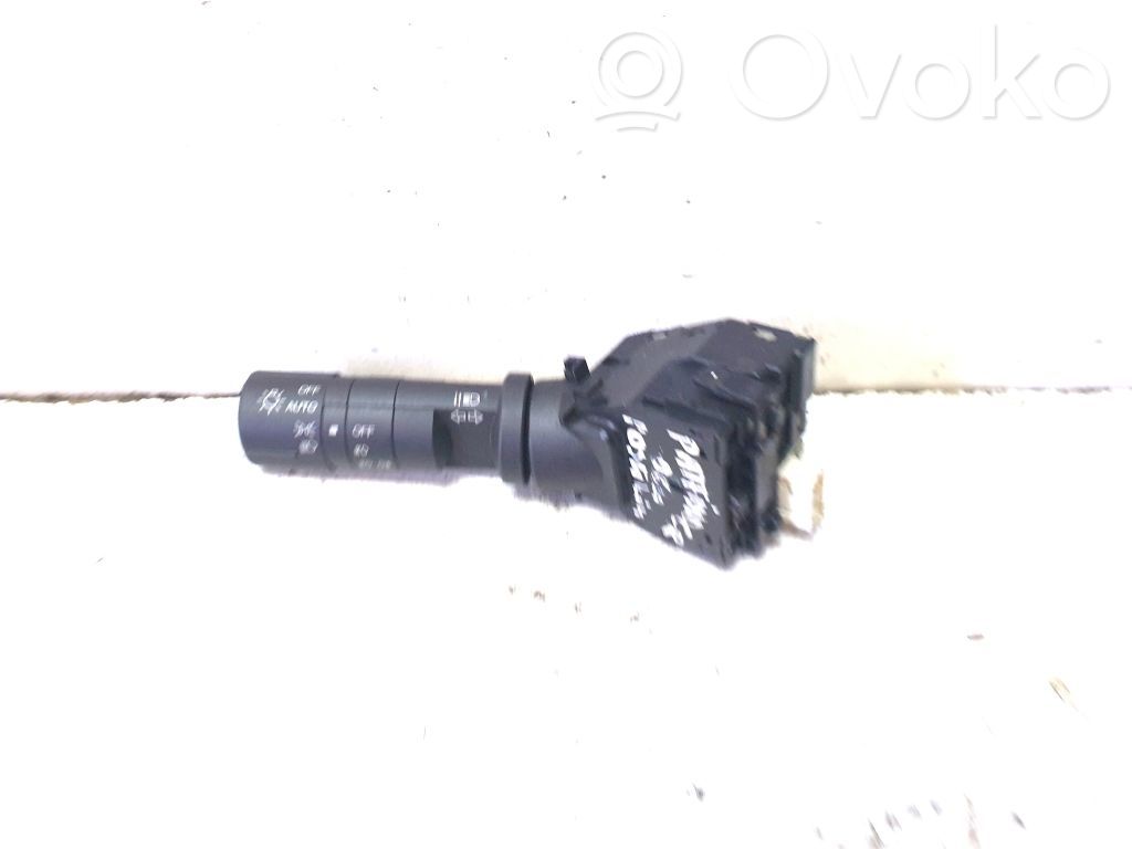 Nissan Navara Indicator stalk 