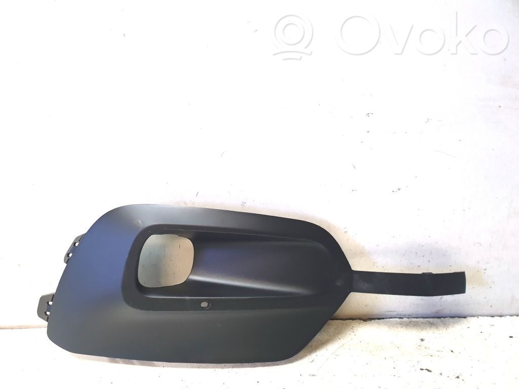 Toyota Proace Front bumper lower grill 