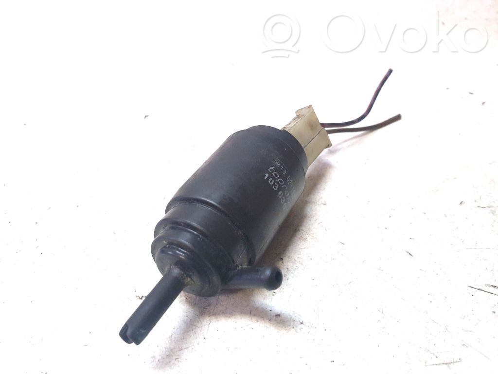 Volkswagen II LT Windscreen/windshield washer pump 