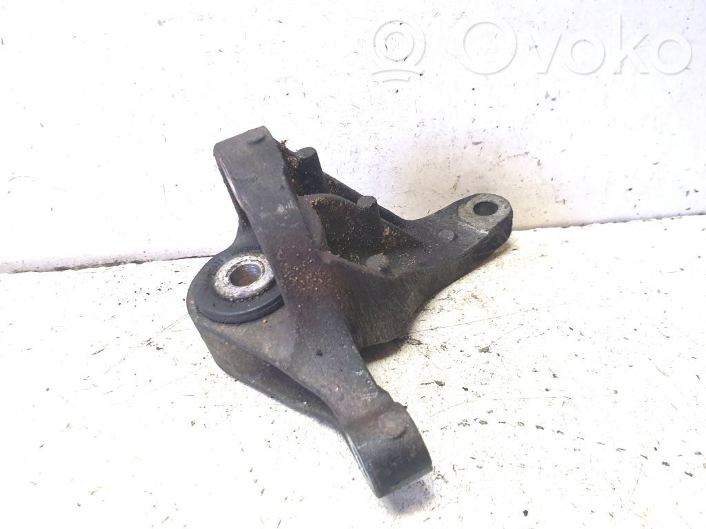 Gearbox mounting bracket   3M516P093