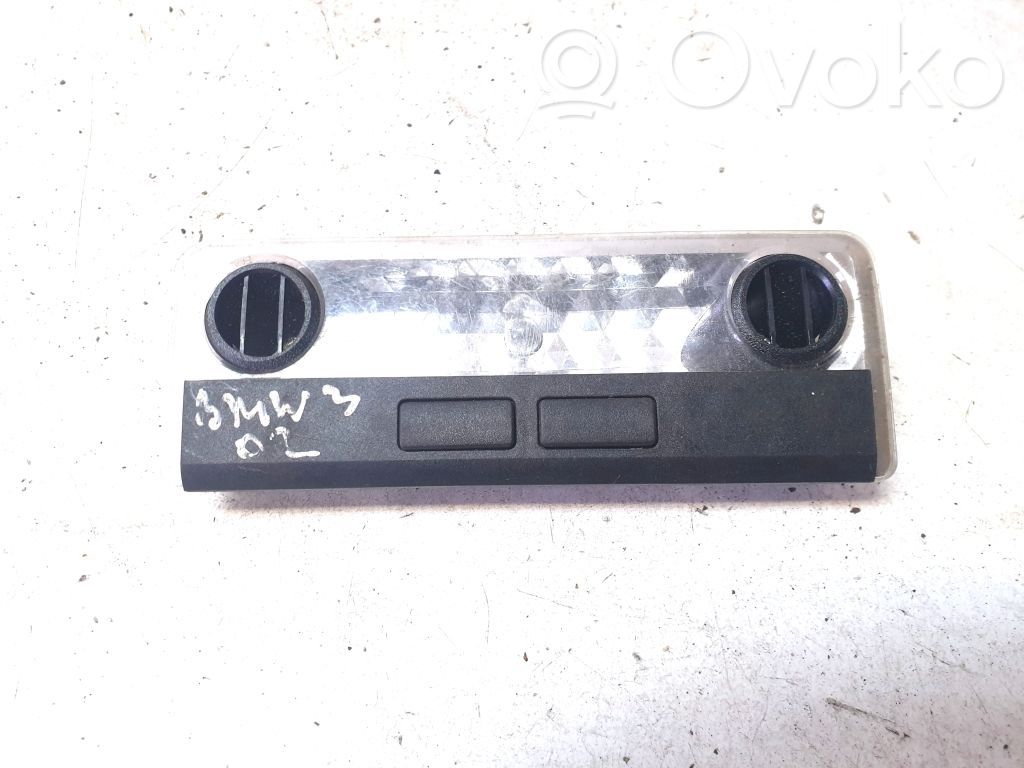 BMW 3 E46 Takaistuimen valo 