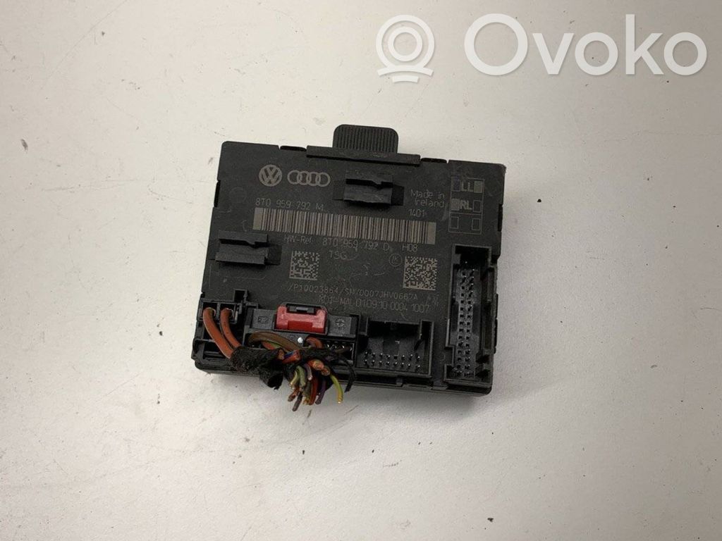 Audi A5 8T 8F Door control unit/module 
