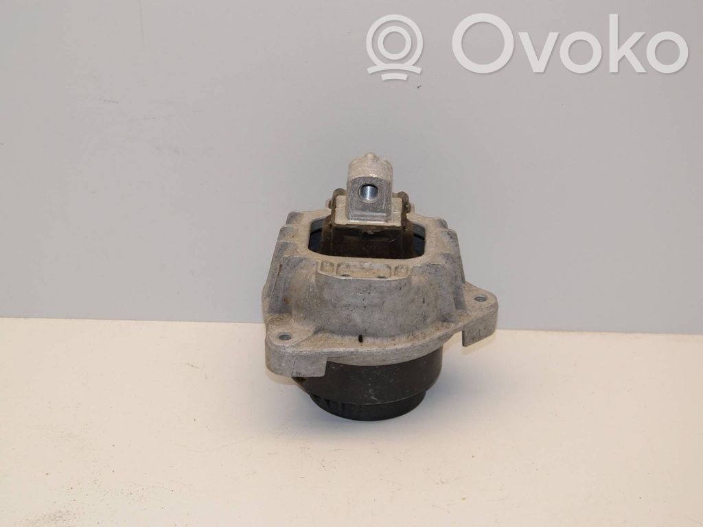 BMW 7 F01 F02 F03 F04 Engine mount bracket 