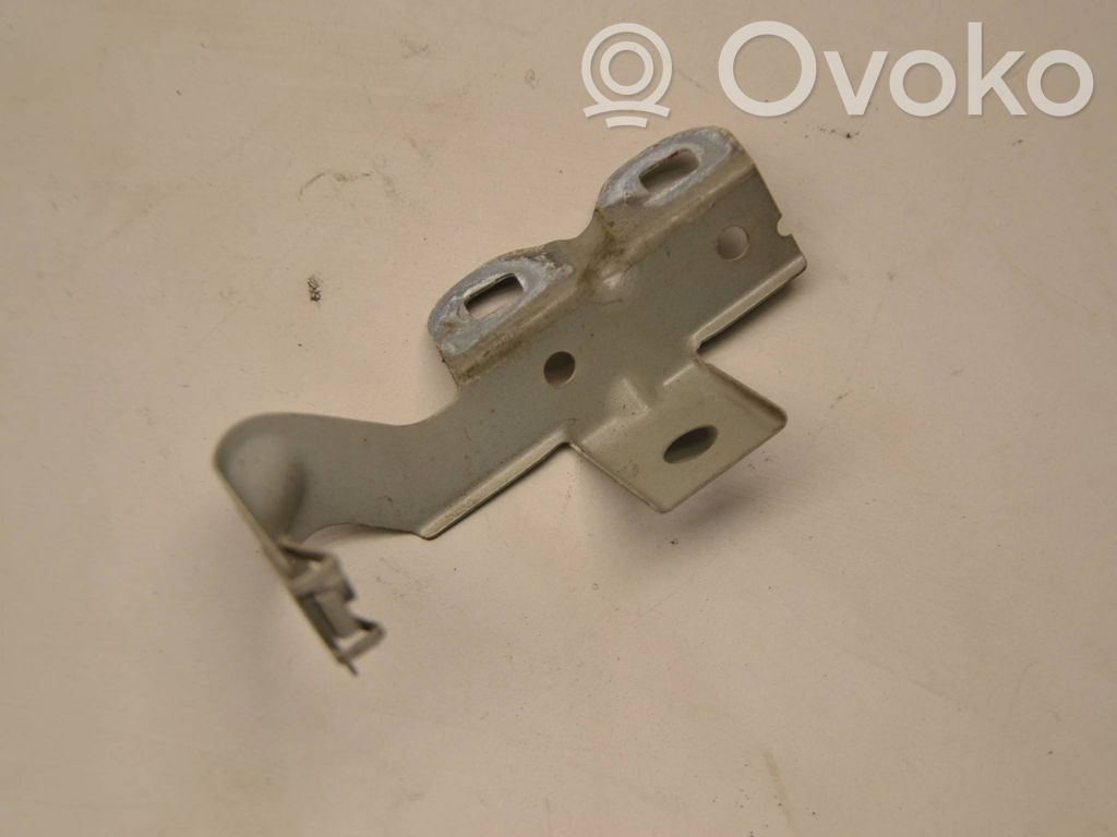 BMW 5 GT F07 Fender mounting bracket 