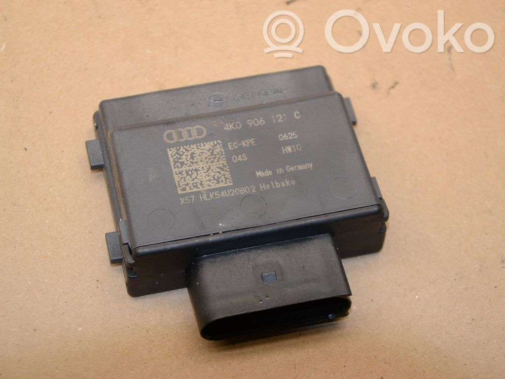 Audi A4 S4 B9 8W Fuel injection pump control unit/module 