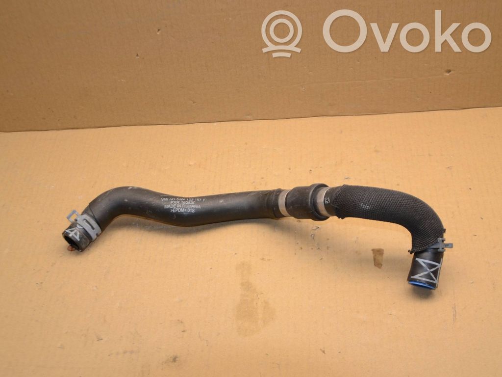 Skoda Octavia Mk4 Engine coolant pipe/hose 