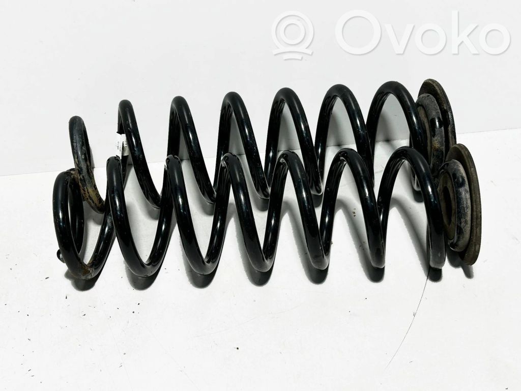 Volkswagen Golf VII Muelle espiral trasero 