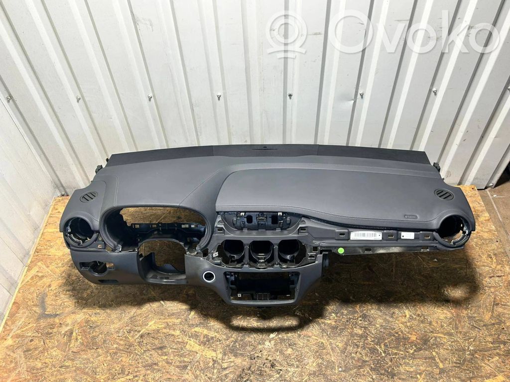 Mercedes-Benz B W246 W242 Dashboard 
