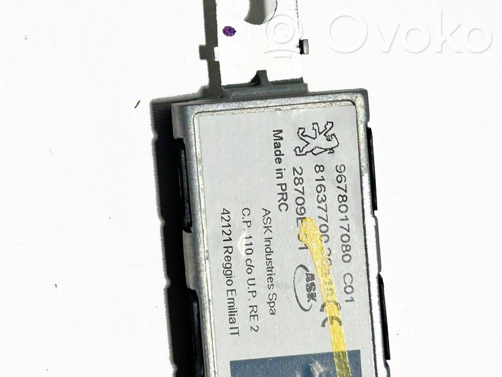 Peugeot 3008 II Aerial antenna amplifier 