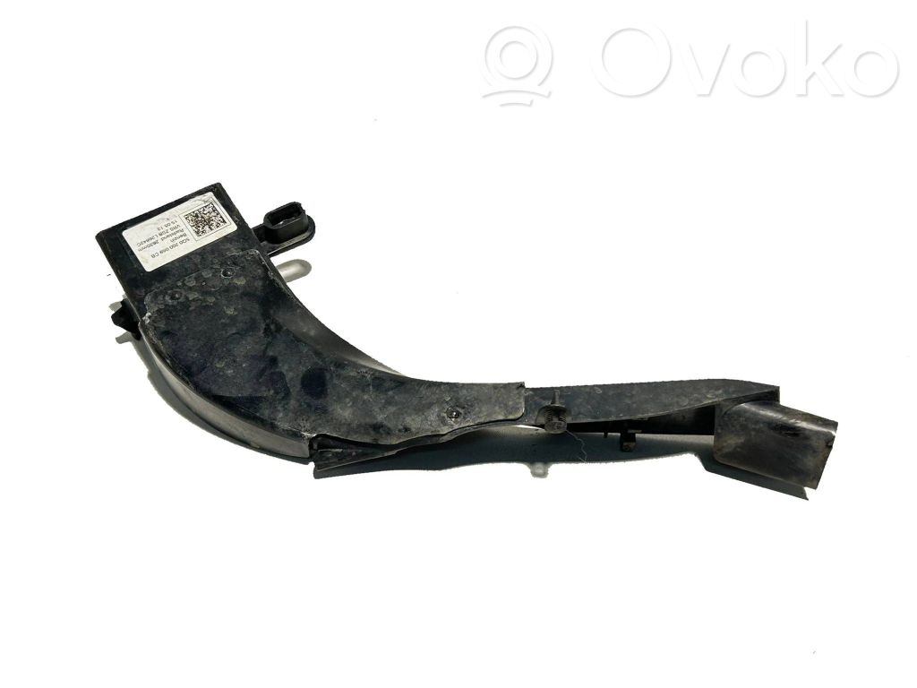 Volkswagen Golf VII Other engine bay part 