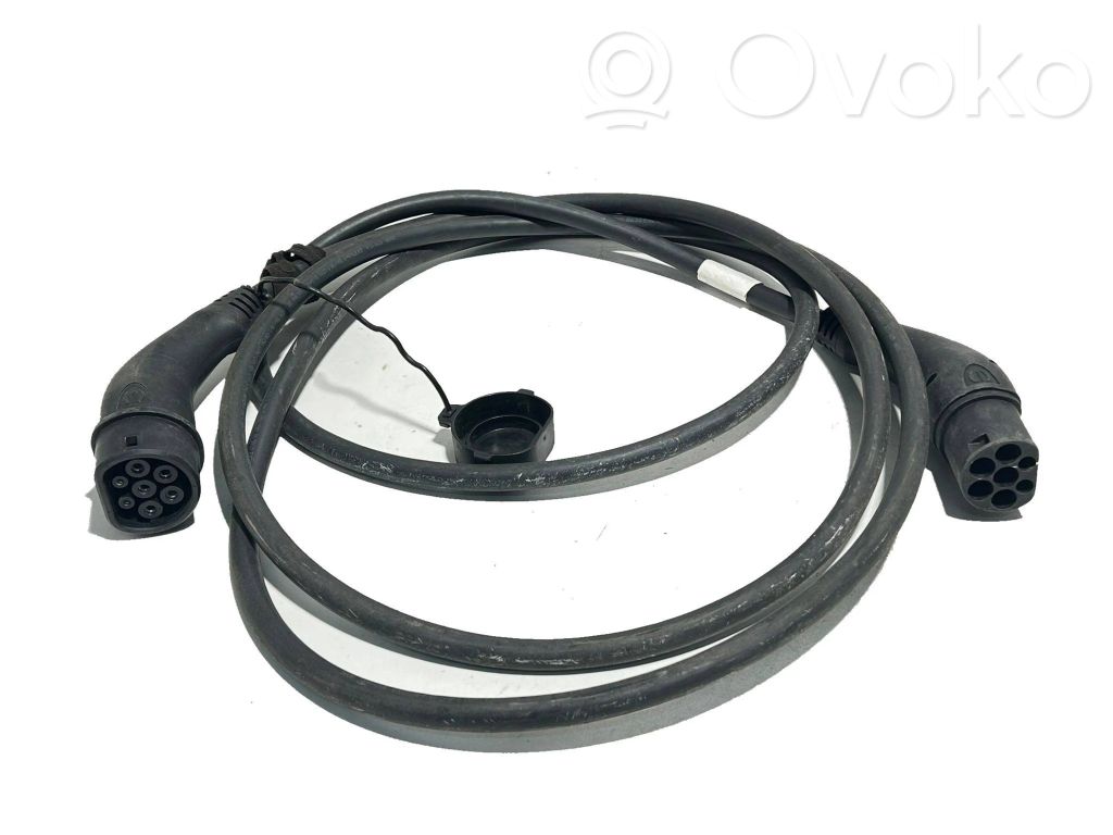 Volkswagen Golf VII Kabel do ładowania samochodu elektrycznego 