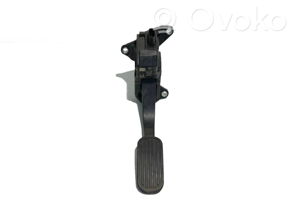Toyota C-HR I Accelerator throttle pedal 