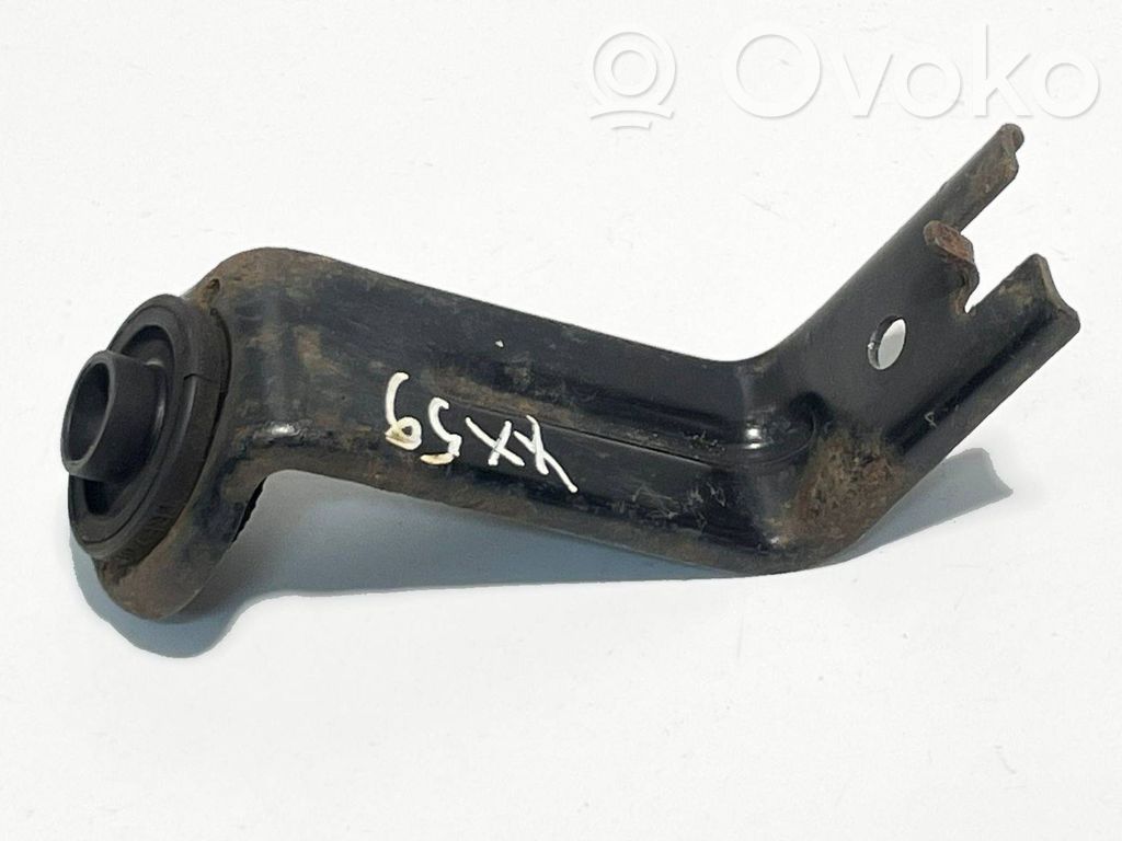 Toyota Verso Radiator mount bracket 