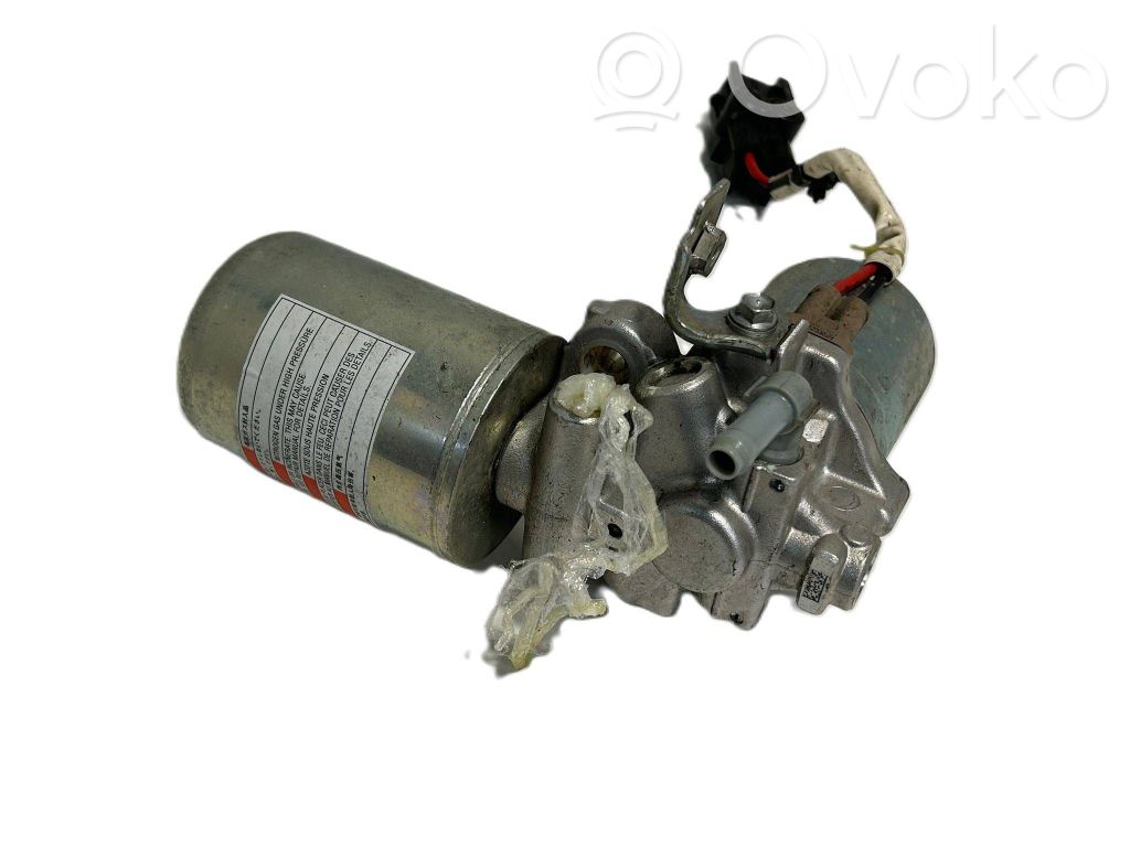 Toyota C-HR I Brake booster 