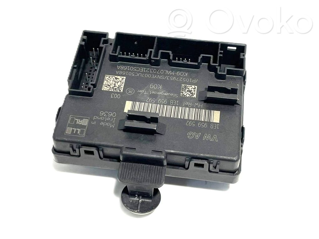 Skoda Enyaq iV Door control unit/module 