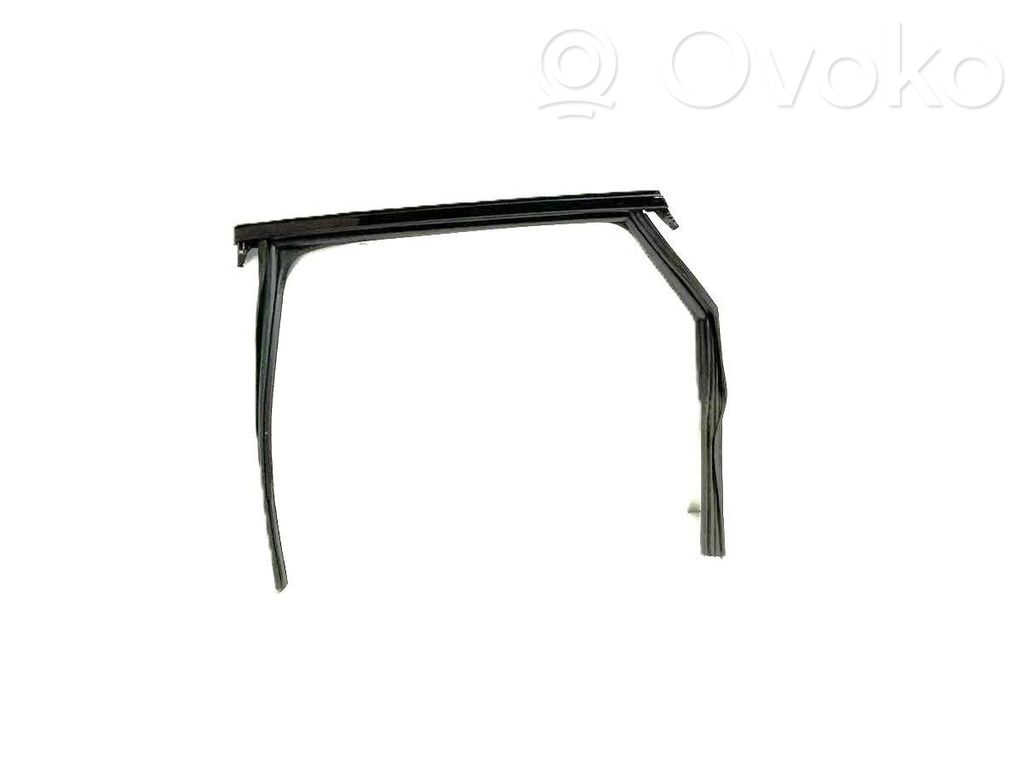 Audi A4 S4 B9 8W Listwa / Uszczelka szyby drzwi tylnych 