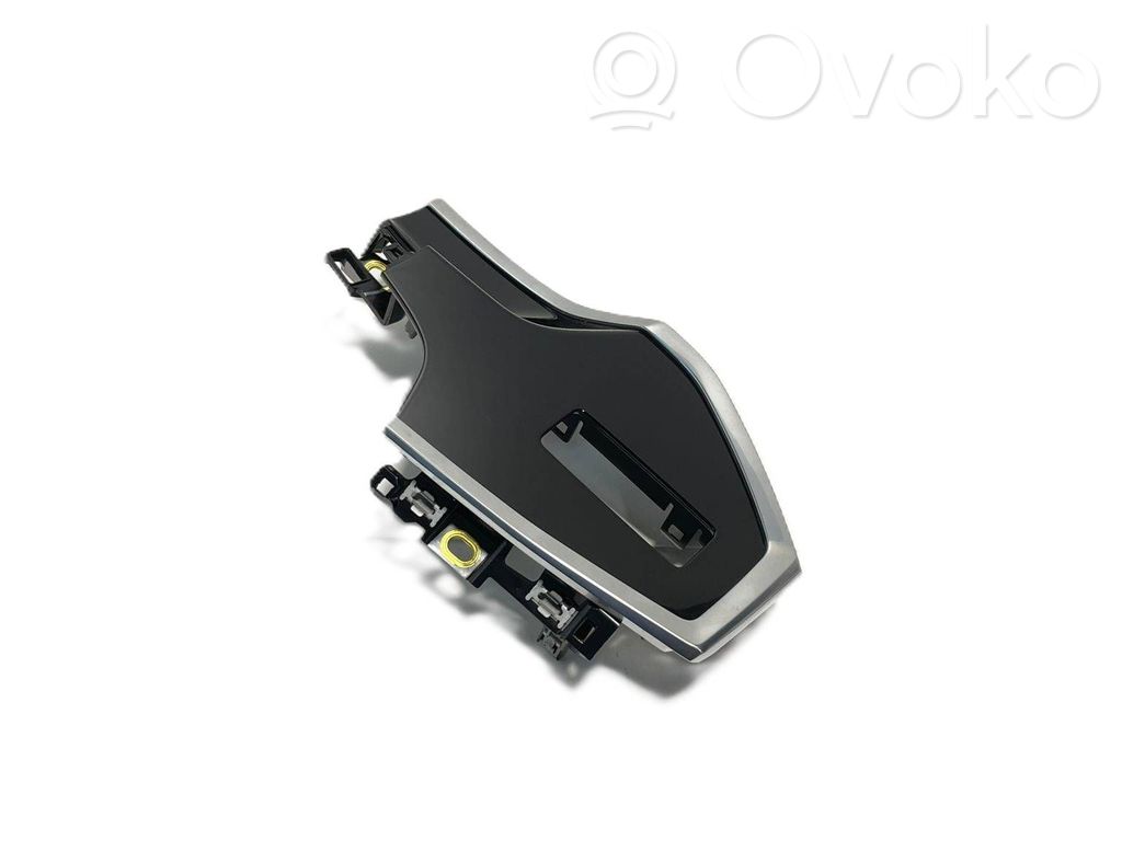 Audi Q3 F3 Panel trim 