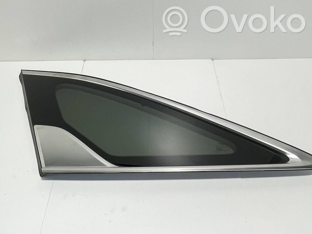 KIA Sorento IV Galinis šoninis kėbulo stiklas 
