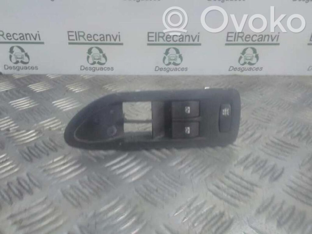 Renault Laguna II Electric window control switch 
