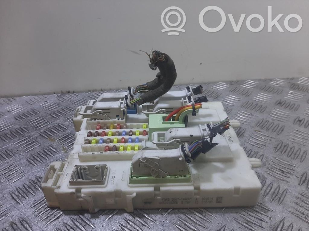 Ford Focus Fuse module 