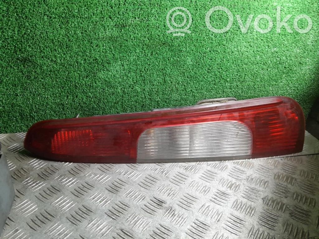 Rear/tail lights