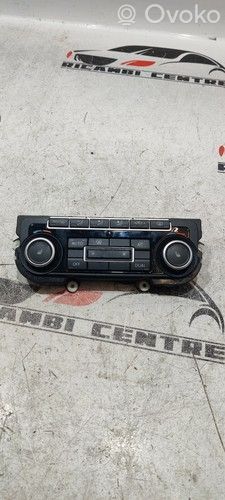 Volkswagen PASSAT CC Panel klimatyzacji 