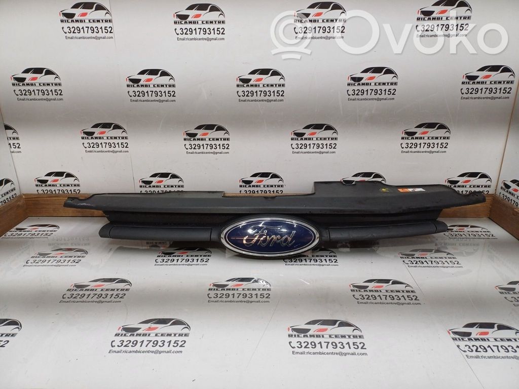 Ford Focus Front grill 