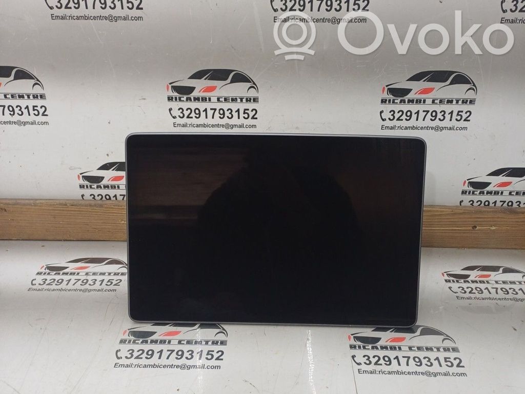 Tesla Model Y Screen/display/small screen 