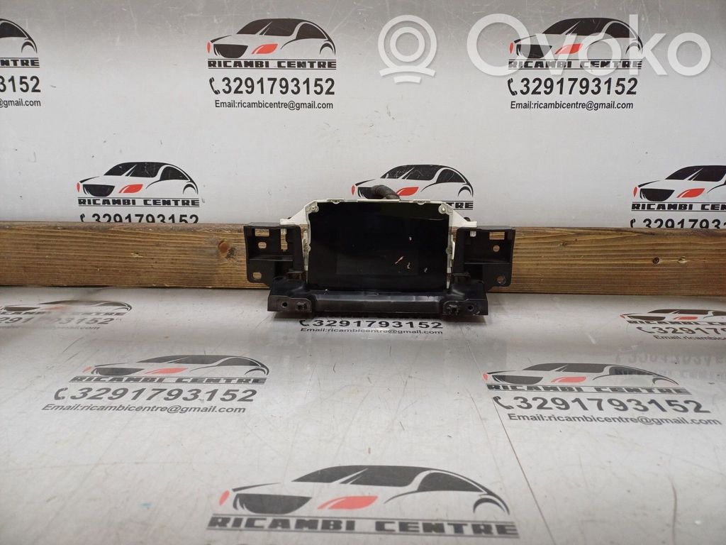 Ford Focus Screen/display/small screen 