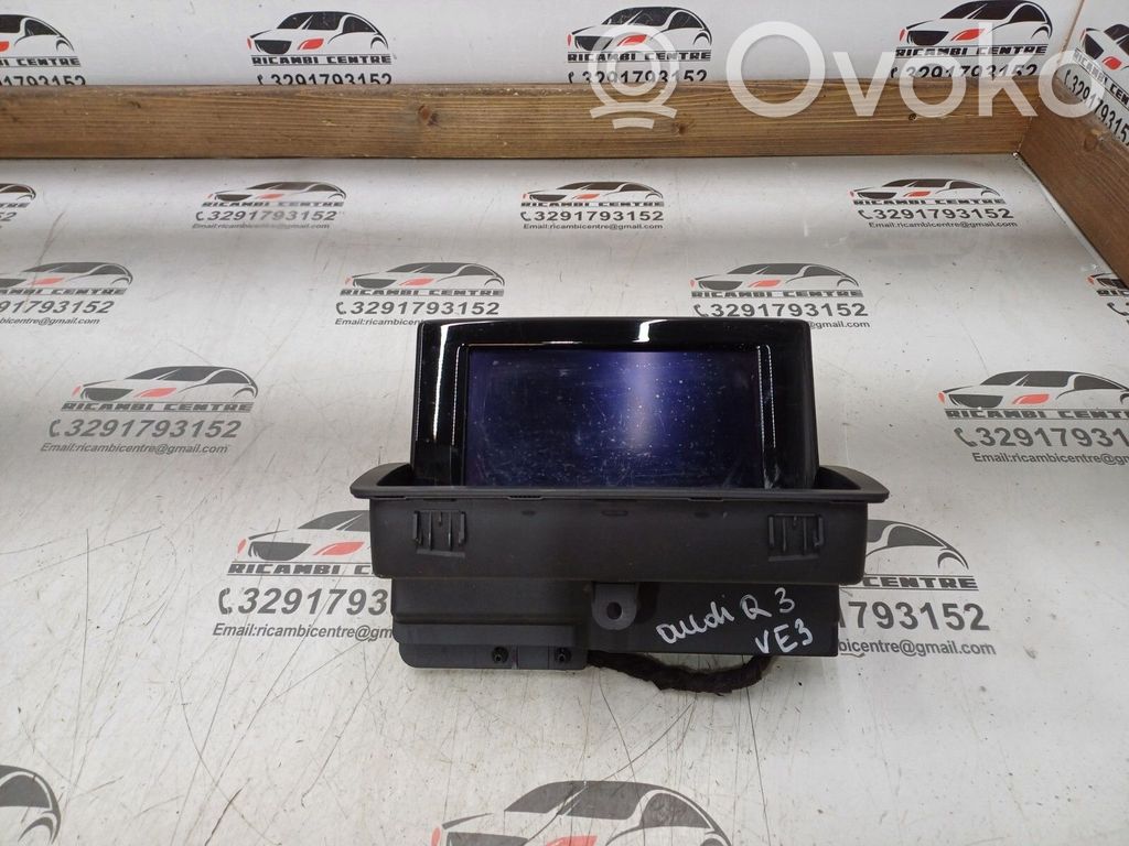 Audi Q3 8U Screen/display/small screen 