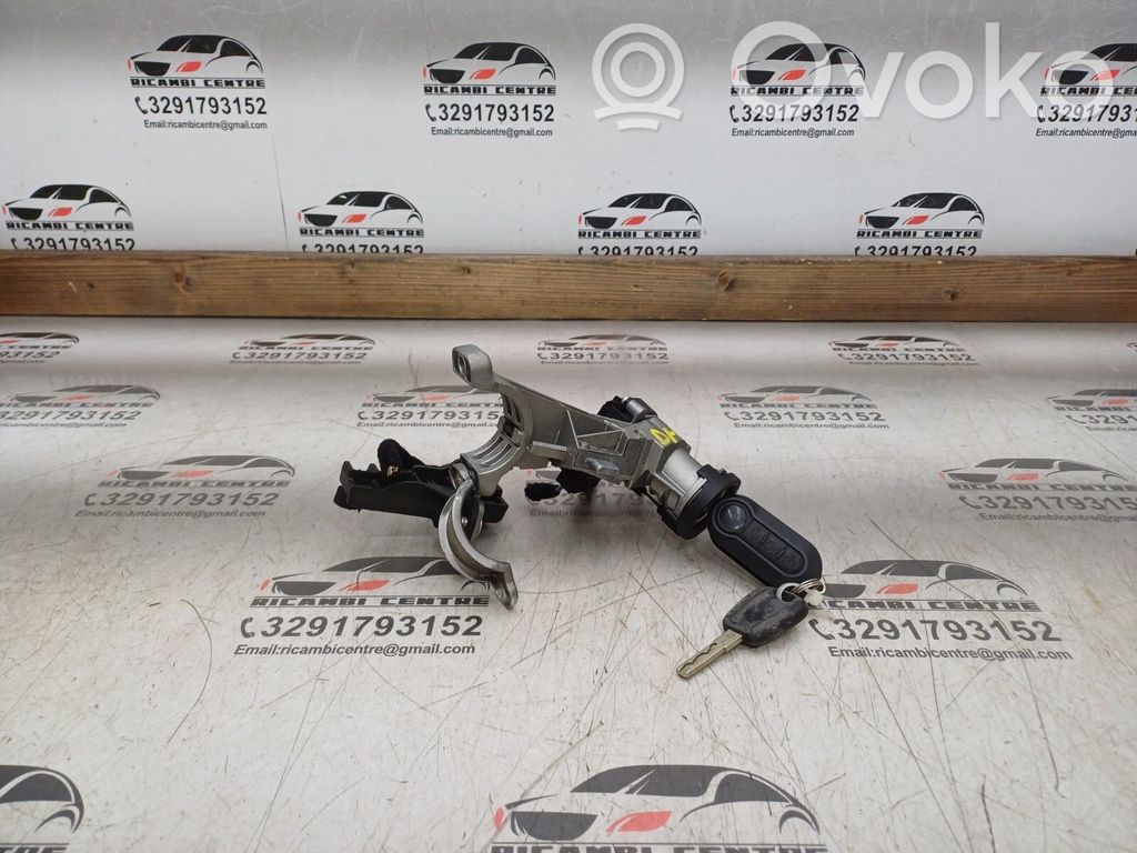 Opel Combo D Užvedimo spynelė 