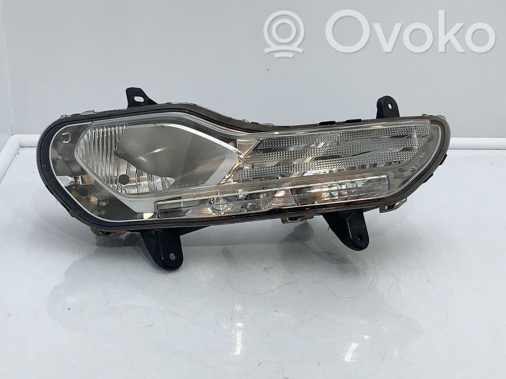Ford Kuga I Lampa przednia 