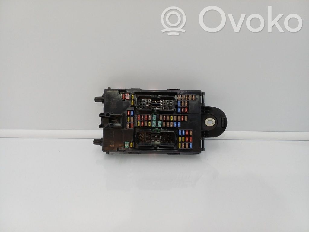 Volvo S90, V90 Comfort/convenience module 