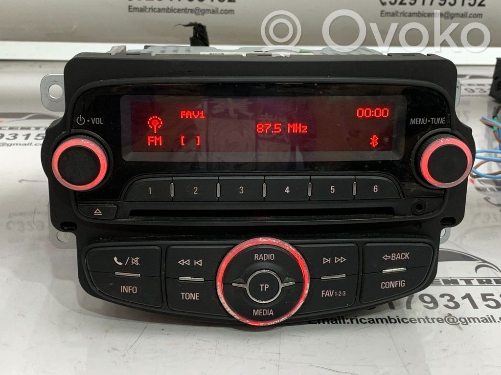 Vauxhall Corsa E Radio / CD/DVD atskaņotājs / navigācija 