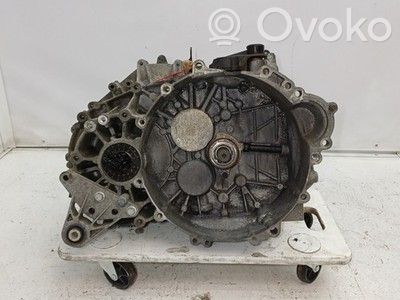 Volvo XC60 Manualna 6-biegowa skrzynia biegów 