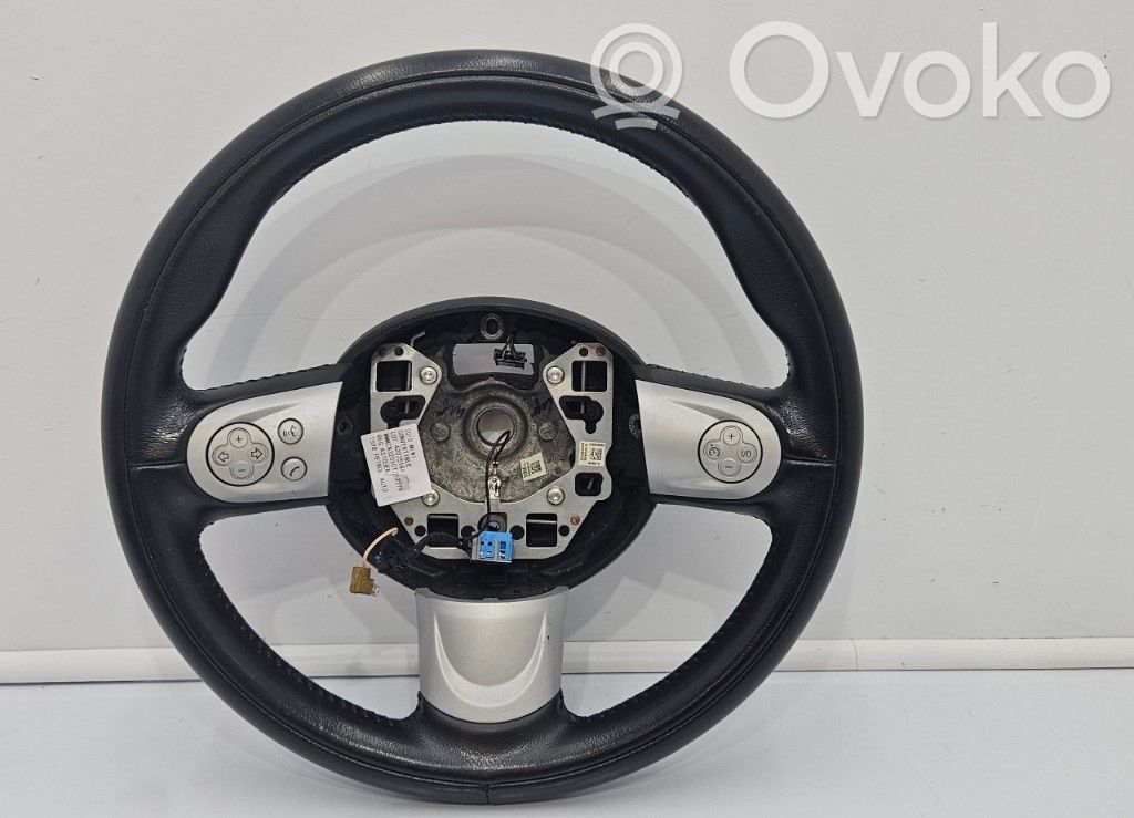 Ohjauspyörä   6782595,32302751499,32306782595,32306794624,6782596