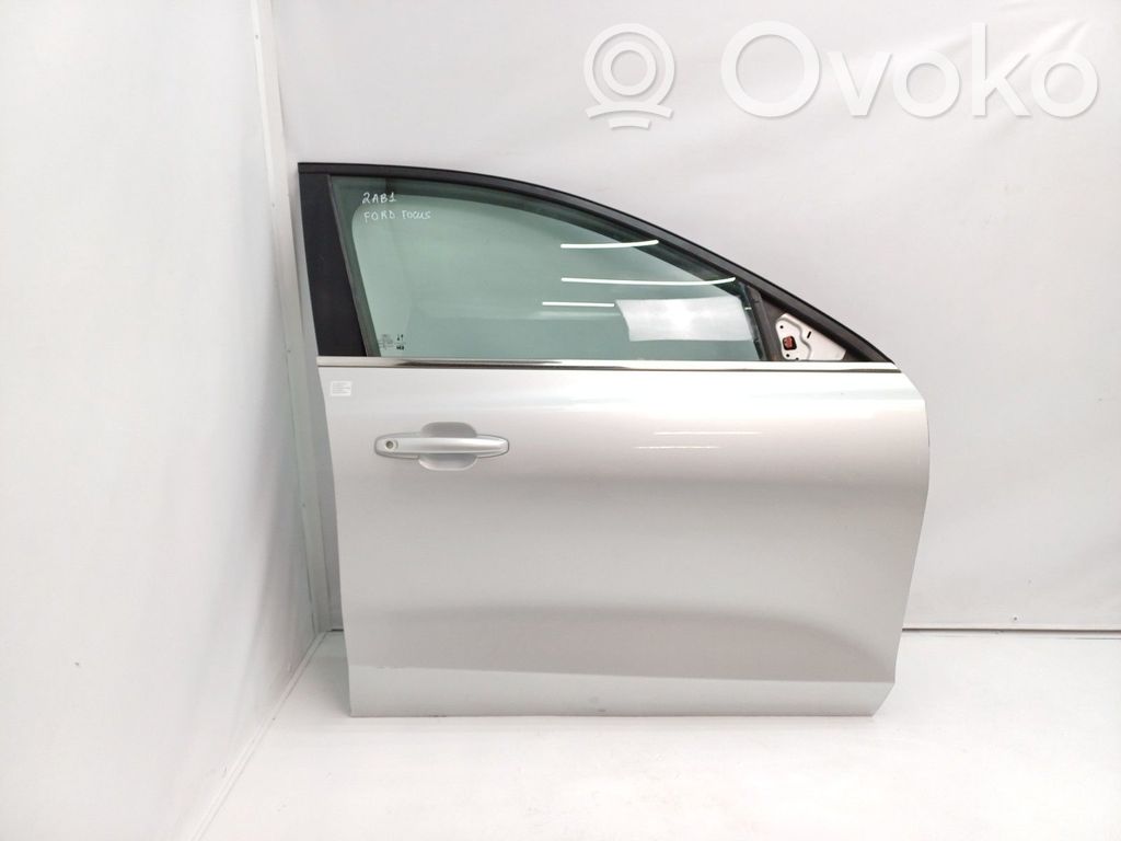 Ford Focus Дверь 