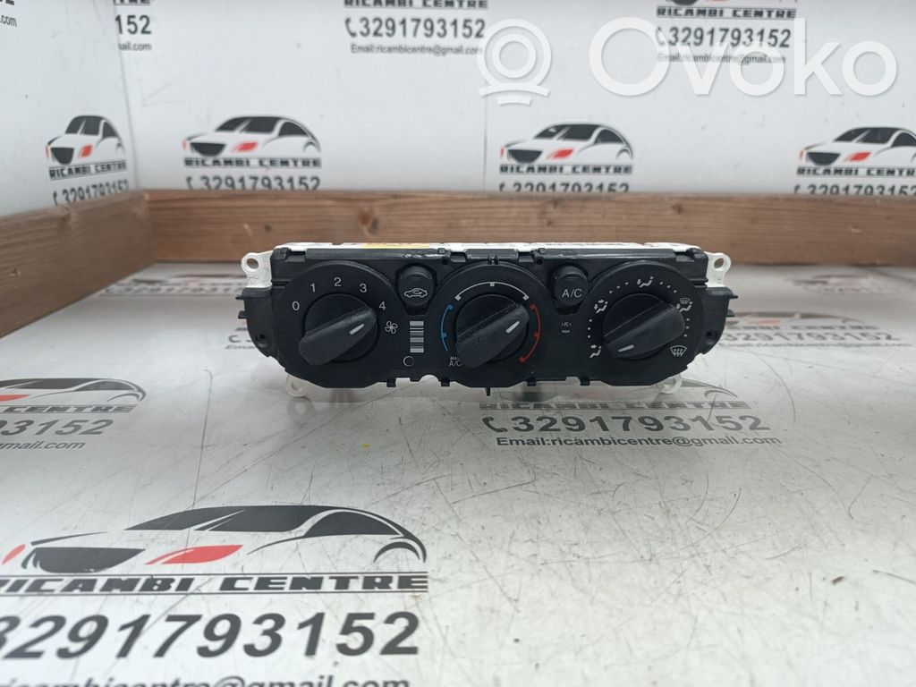 Ford Focus Climate control unit 