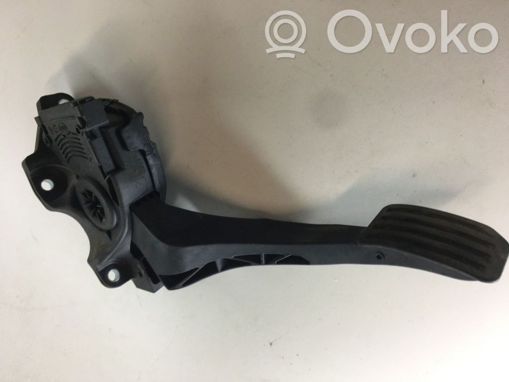 Ford S-MAX Akseleratora pedālis 