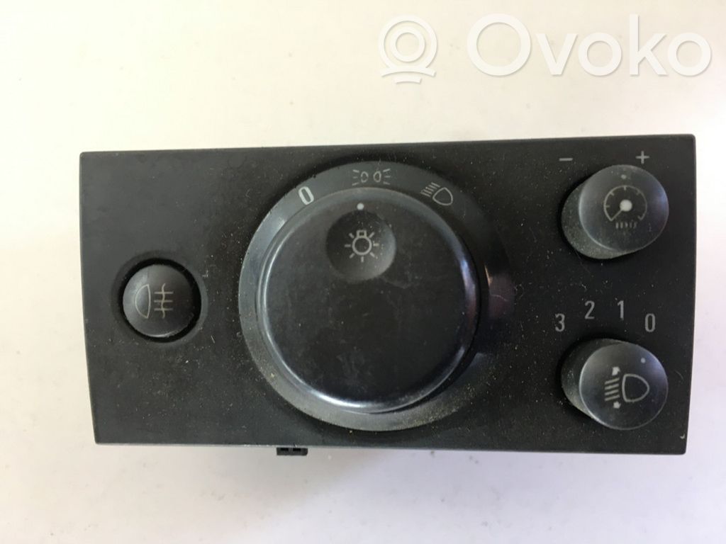Opel Vectra C Light switch 