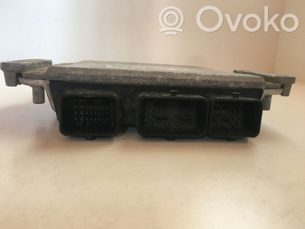 Peugeot 807 Engine control unit/module 