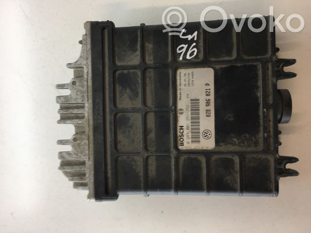 Volkswagen Sharan Engine control unit/module 