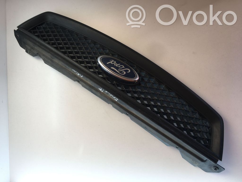 Ford Focus Front bumper upper radiator grill 