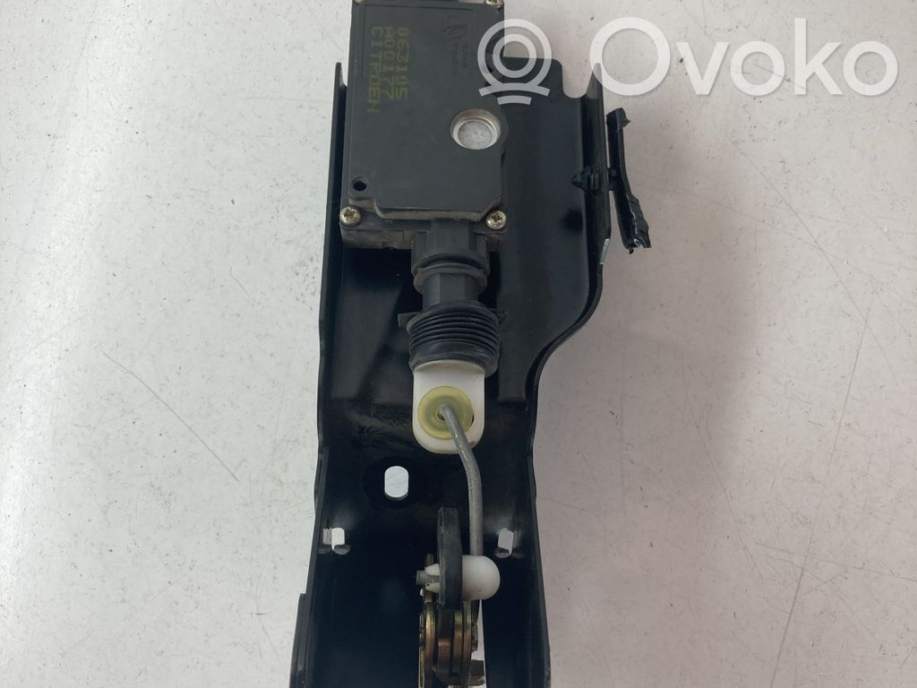 Citroen C5 Tailgate window lock/catch/latch 